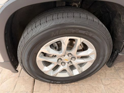 Used 2018 Chevrolet Traverse LT AWD/4WD image 25