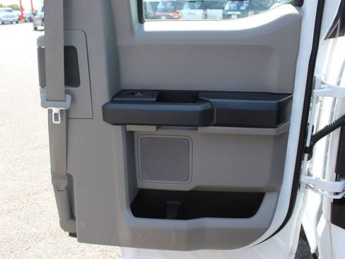 Used 2018 Ford F150 XL w/ XL Power Equipment Group RWD image 12