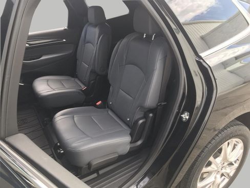 Used 2023 Buick Enclave Essence w/ Experience Buick Package AWD/4WD image 18