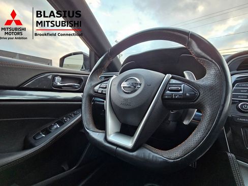 Used 2019 Nissan Maxima SR w/ Premium Package image 29