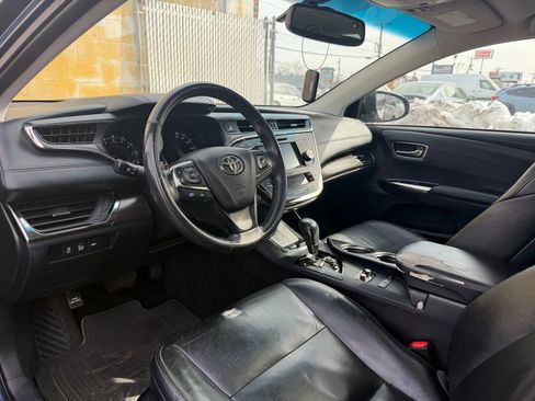Used 2016 Toyota Avalon XLE Premium image 10