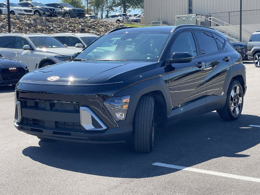 Certified 2025 Hyundai Kona SEL FWD image 7