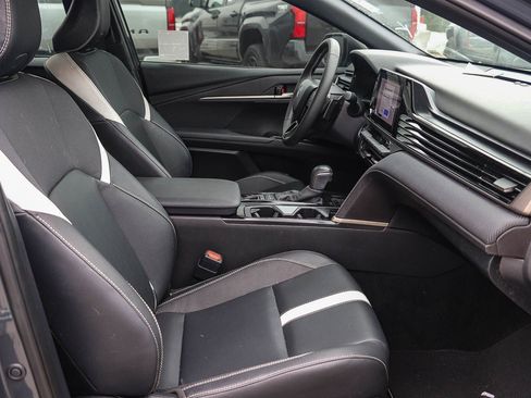 Certified 2025 Toyota Camry SE FWD image 16