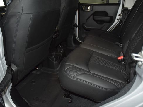 Used 2024 Jeep Wrangler Unlimited Sport AWD/4WD image 42