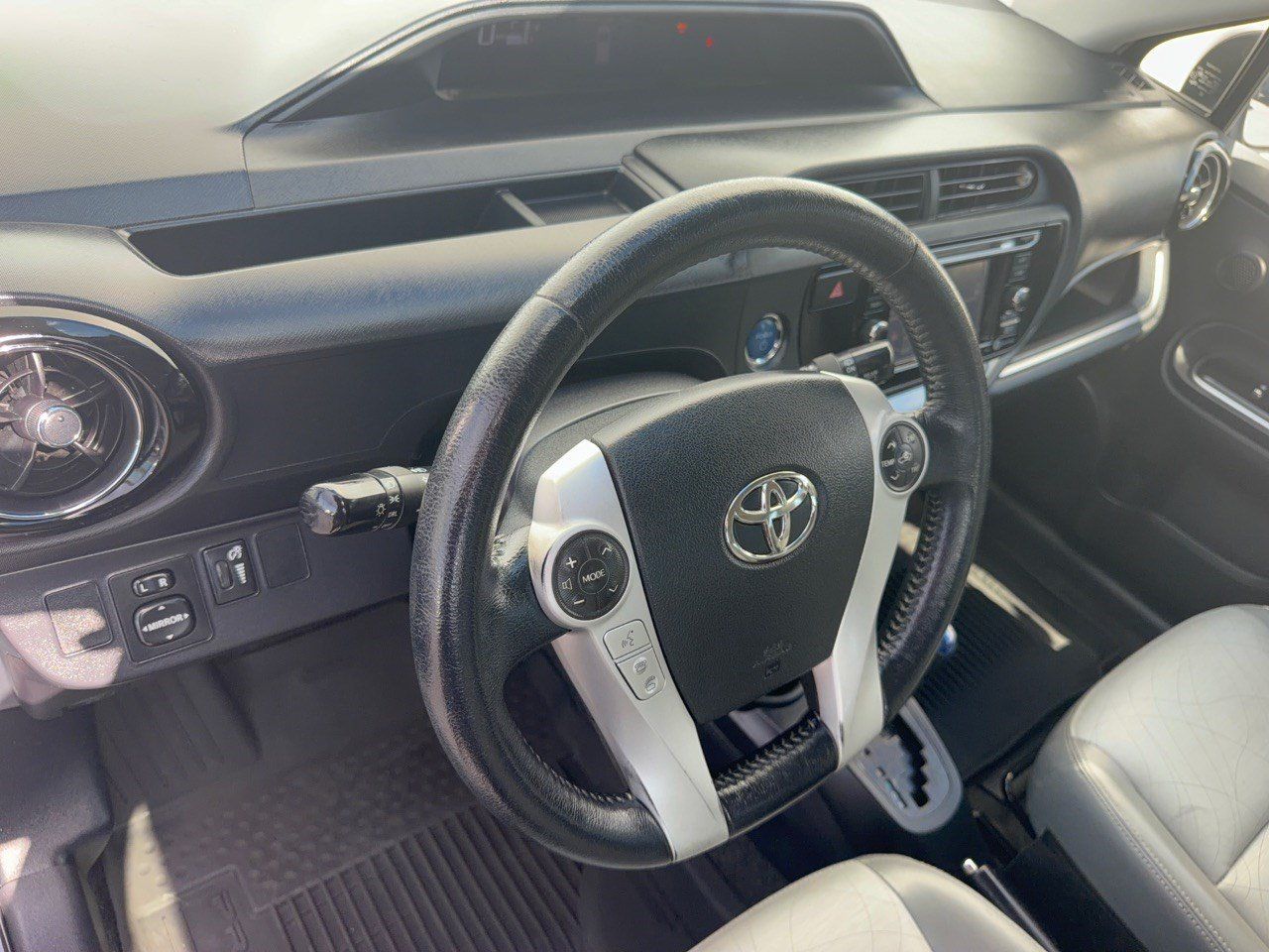 Used 2016 Toyota Prius C Four FWD image 4