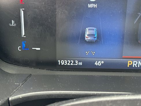 Used 2024 Ford Escape Active AWD/4WD image 2