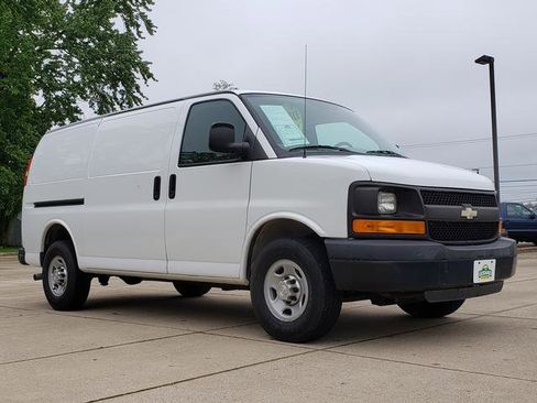 Used 2014 Chevrolet Express 3500 RWD 3500 135 image 10
