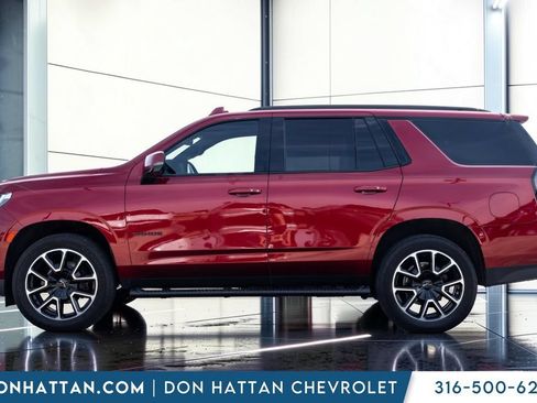 Used 2022 Chevrolet Tahoe RST w/ Luxury Package AWD/4WD image 2