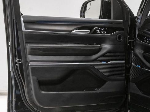 Certified 2024 Jeep Grand Wagoneer Series II w/ Quick Order Packagew 28T AWD/4WD image 8