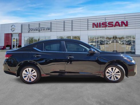 New 2025 Nissan Sentra S image 5