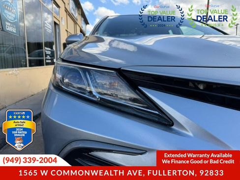 Used 2021 Toyota Camry LE FWD image 15