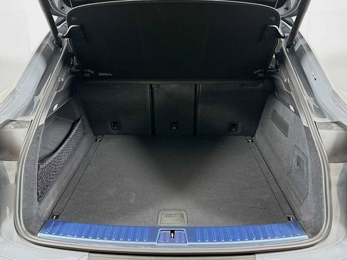 New 2026 Porsche Cayenne Coupe AWD/4WD image 27