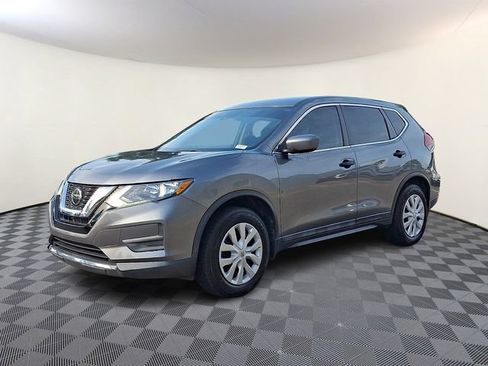 Used 2020 Nissan Rogue S FWD image 3