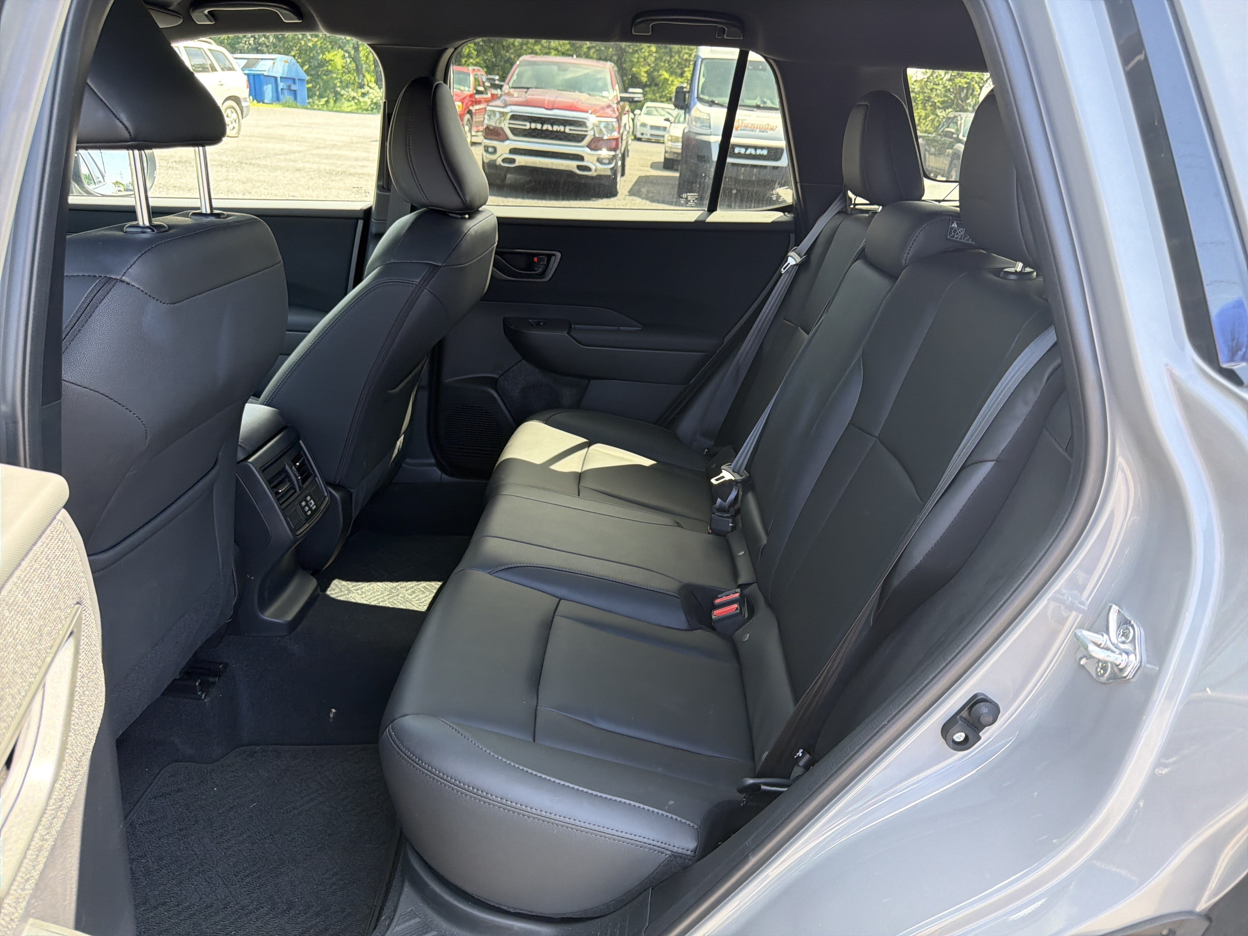 Used 2026 Subaru Outback Premium AWD/4WD image 15
