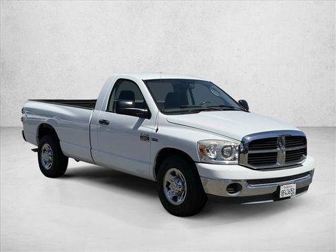 Used 2007 Dodge Ram 2500 Truck SLT w/ Trailer Tow Group RWD image 3