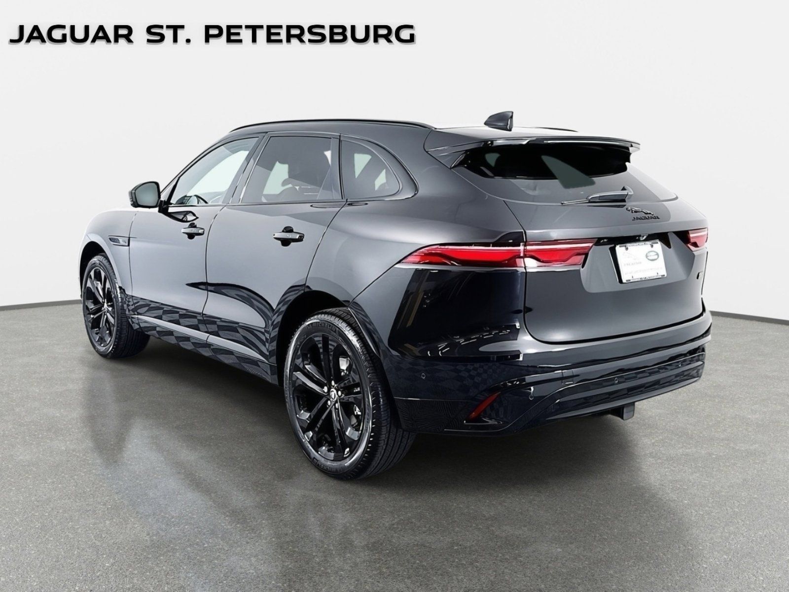 Used 2026 Jaguar F-PACE R-Dynamic S AWD/4WD image 7
