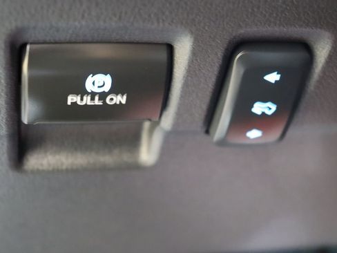 Used 2024 Ford F250 Platinum image 55