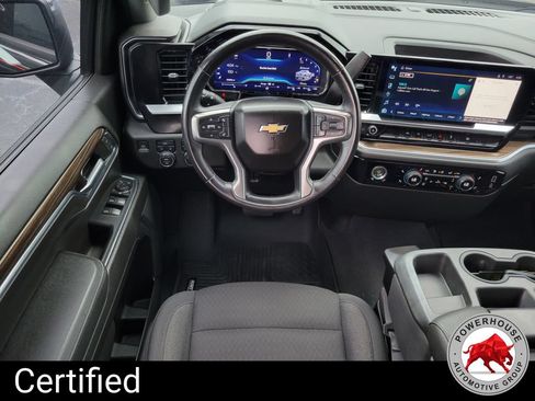 Used 2023 Chevrolet Silverado 1500 LT AWD/4WD image 18