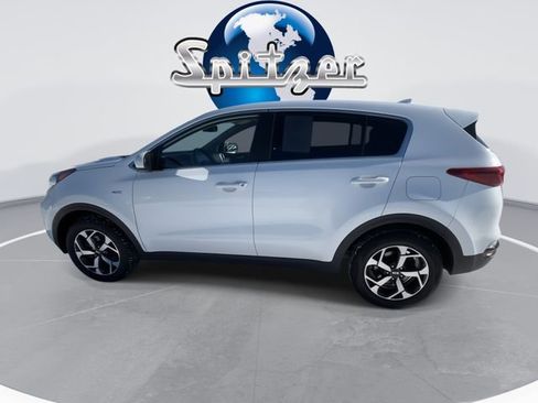 Used 2022 Kia Sportage LX image 6