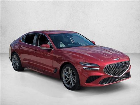 Used 2022 Genesis G70 2.0T image 3