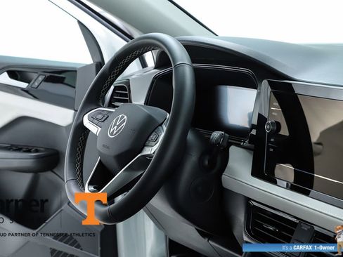 Used 2025 Volkswagen Taos S FWD image 71