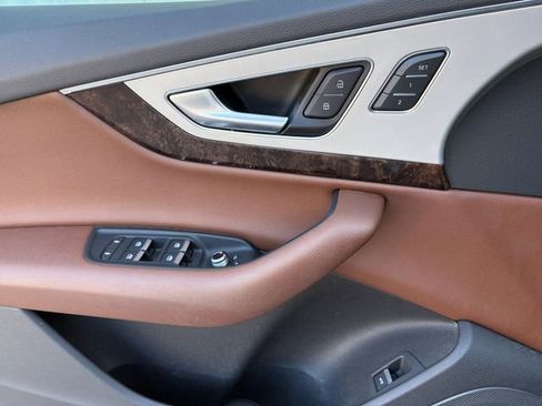 Used 2019 Audi Q7 2.0T Premium Plus w/ Premium Plus Package image 4