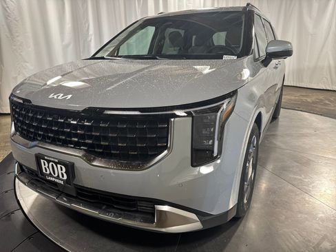 New 2026 Kia Carnival SX image 1