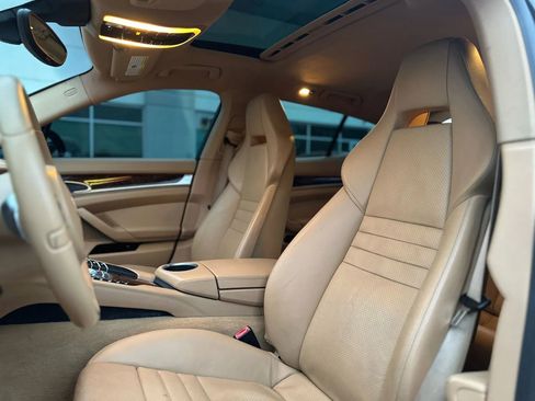Used 2010 Porsche Panamera 4S image 35