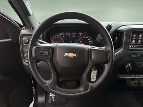 Used 2022 Chevrolet Silverado 1500 Custom image 11