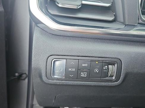 New 2026 GMC Terrain Elevation w/ Elevation Premium Package AWD/4WD image 33