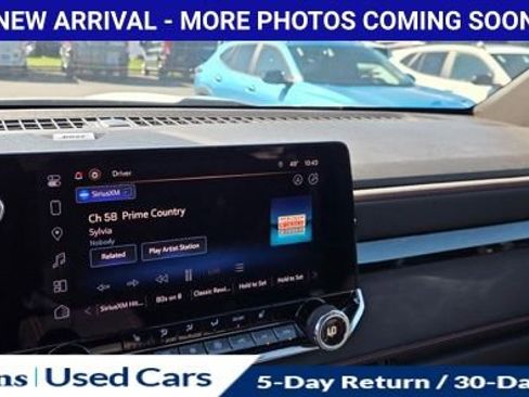 Certified 2024 Chevrolet Colorado Z71 w/ Z71 Convenience Package 2 image 14