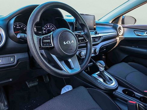 Certified 2023 Kia Forte LXS w/ LXS Technology Package image 8