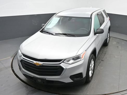 Used 2018 Chevrolet Traverse LS image 40