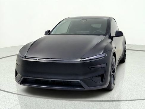 Used 2026 Tesla Model Y Performance AWD/4WD image 3