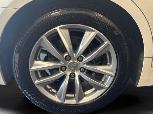 Used 2015 INFINITI Q50 RWD image 30