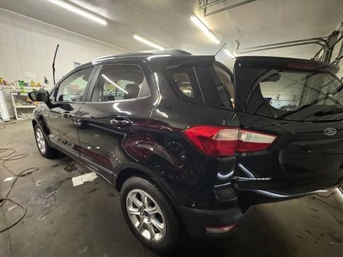 Used 2019 Ford EcoSport SE w/ SE Convenience Package image 6
