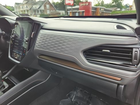 Used 2025 Subaru Forester Sport AWD/4WD image 16