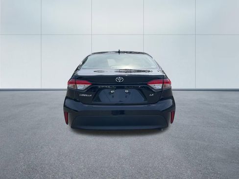 Used 2024 Toyota Corolla LE image 6