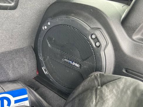 Used 2021 Jeep Wrangler Unlimited Sahara w/ Cold Weather Group image 28