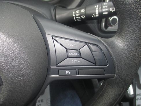 Used 2024 Nissan Kicks S image 13