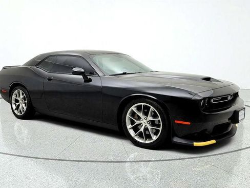 Used 2023 Dodge Challenger GT RWD image 3