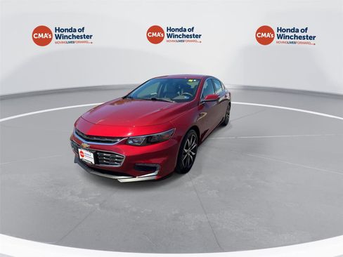 Used 2018 Chevrolet Malibu LT FWD image 3