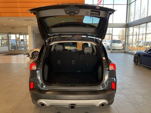 Used 2022 Ford Escape Titanium w/ Class II Trailer Tow Package image 30