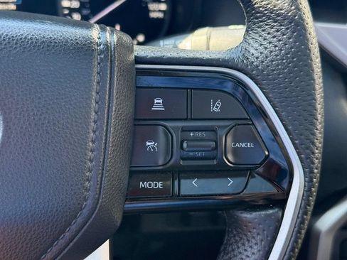 Used 2022 Toyota Tundra Limited w/ Power Package AWD/4WD image 20