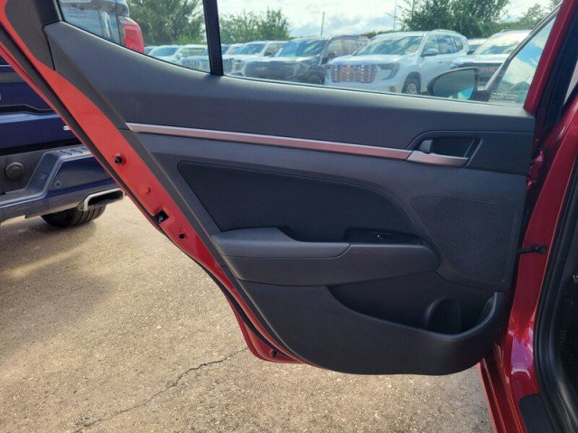 Used 2017 Hyundai Elantra Value Edition FWD image 30