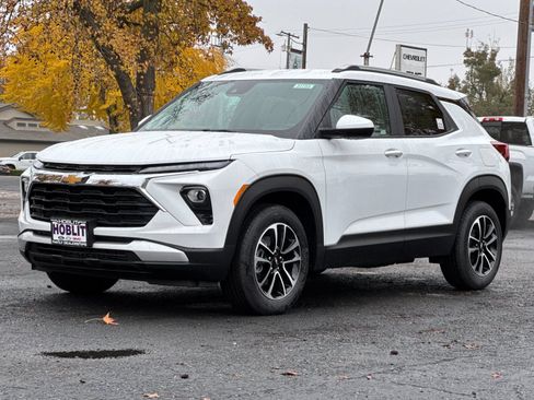 New 2026 Chevrolet TrailBlazer LT w/ Driver Confidence Package image 7