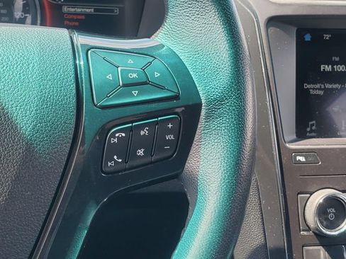Used 2018 Ford Explorer XLT w/ Equipment Group 202A FWD image 15