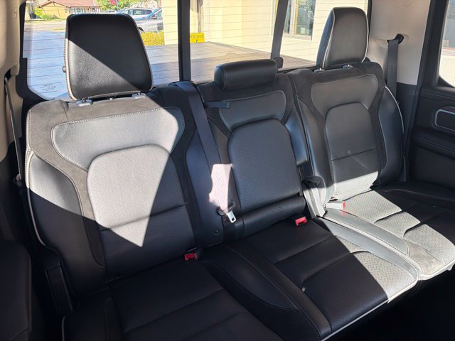 Used 2020 RAM 1500 Laramie AWD/4WD image 18