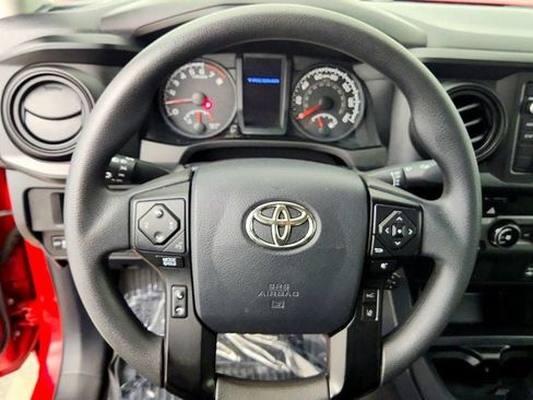 Used 2018 Toyota Tacoma SR w/ SR Convenience Package AWD/4WD image 13