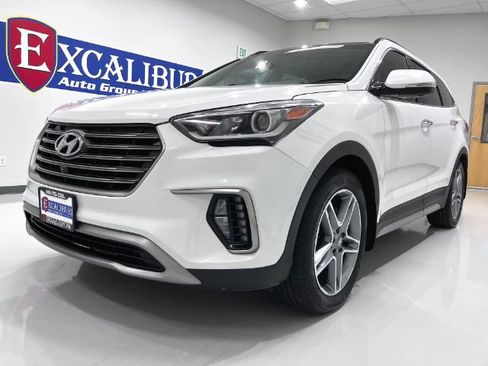 Used 2017 Hyundai Santa Fe Limited image 7